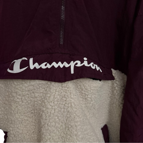 Champion Maroon and Cream Windbreaker - Picture 4 of 9